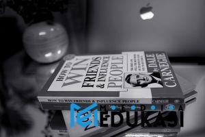 Bukan Cuma Jualan! Strategi Jitu Bisnis Sekolah Anti Bangkrut