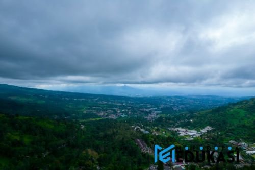 Bukan Cuma Puncak Populer! Intip 7 Surga Tersembunyi Gunung Indonesia