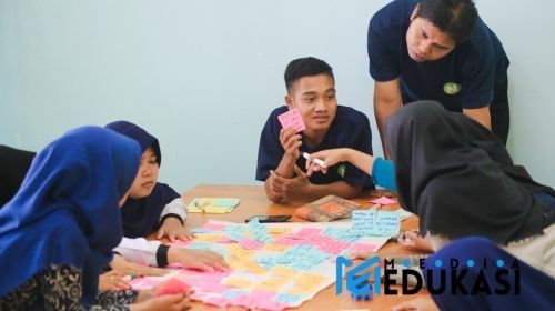 Burnout Guru: Tanda, Penyebab, dan Solusi Praktis