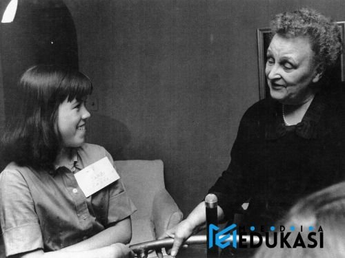 Helen Parkhurst: Pendiri sistem Dalton dalam pendidikan individual.