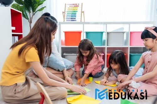 Membuat Media Pembelajaran dari Barang Bekas: Kreatif dan Murah!