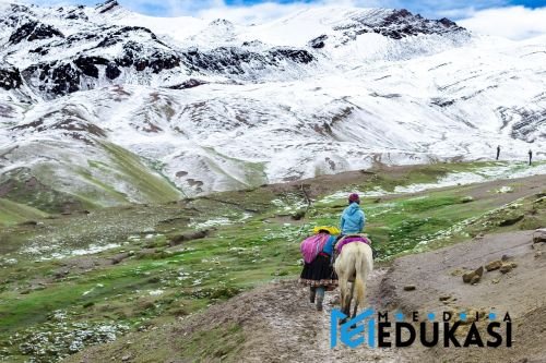 Pendidikan di Peru: Reformasi Kurikulum dan Tantangan di Daerah Terpencil