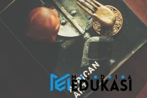 Sastra Modern: Kunci Memahami Realitas Sosial Kini?
