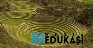 Sistem Pertanian Berundak Suku Inka: Solusi Pertanian di Daerah Terjal