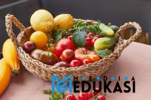 Tambahkan serat dari buah  sayur  dan biji-bijian utuh.