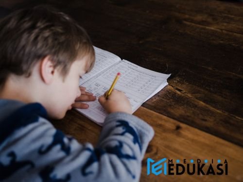 Untuk Pembelajaran Mendalam, Mengapa Guru Harus Memberi Waktu untuk Think-Pair-Share dalam Setiap Pelajaran